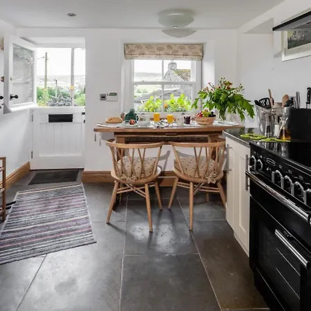 2 Bed In High Fremington Oc-ds375 * Reeth